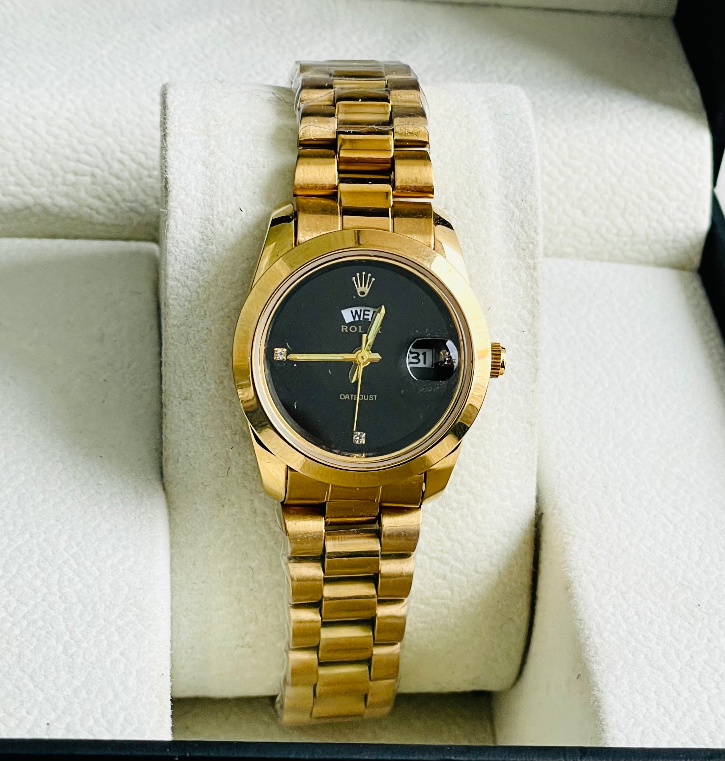 Black Dial With Gold Strap Premium Watch ✨