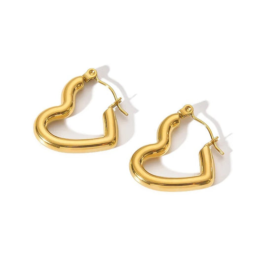 ✨Waterproof 18k Gold Heart earrings✨