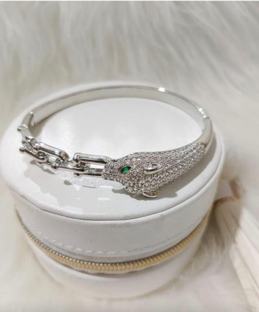 ✨Zirconium Silver Emerald Eye leopard Cuff Bracelet ✨