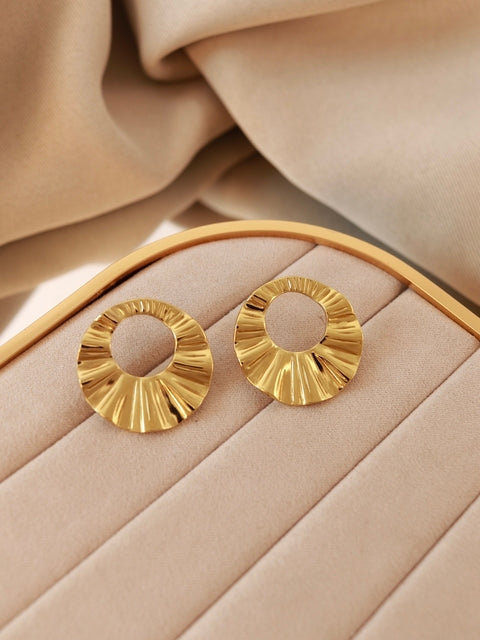 ✨Stainless steel Gold Hollow Hoop Earrings ✨