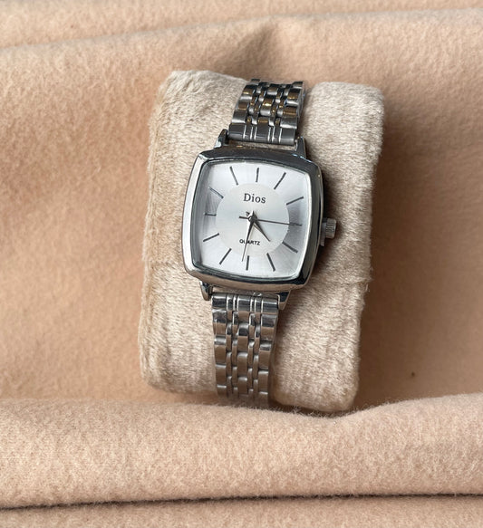 ✨Classic All in All Dios Silver Watch ✨