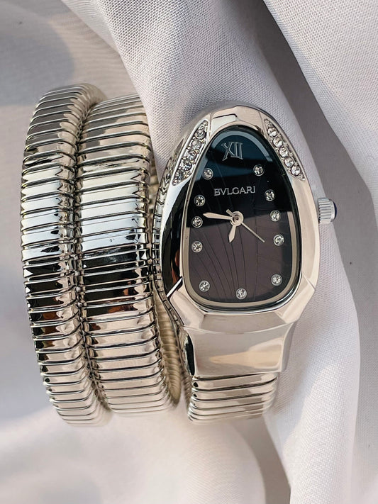 ✨Snake serpenti Silver watch Black dial Crystal Studded bvlg ✨