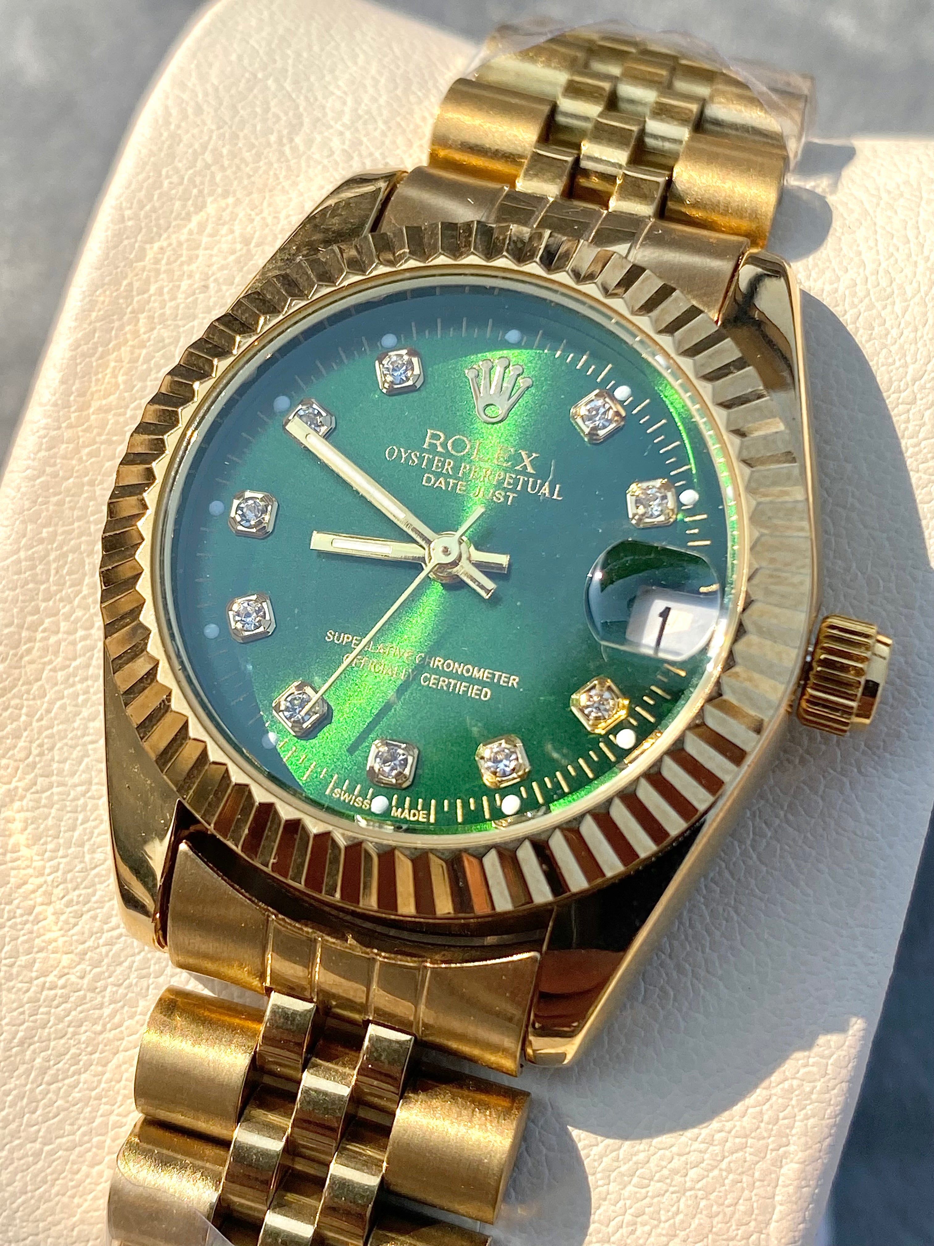 Emerald braided dial watch