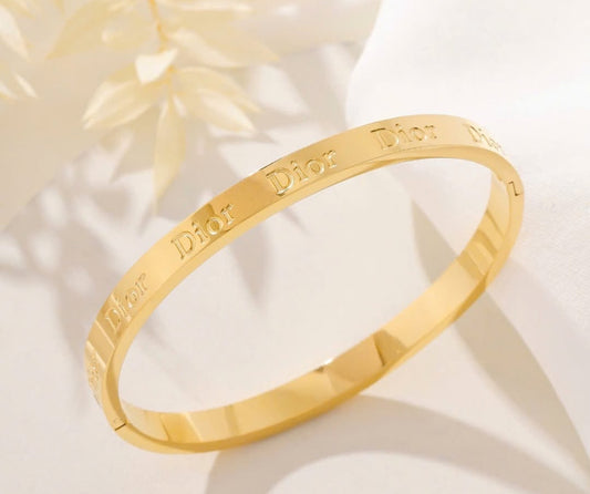 ✨Stainless steel Branded stamped Cuff bracelet ✨