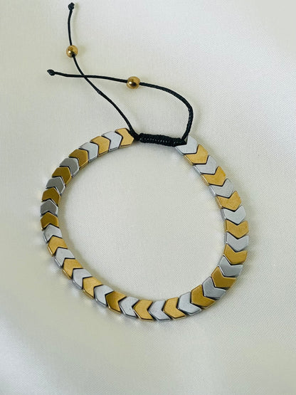 ✨Stainless steel SilverXGold Adjustable chain Bracelet✨