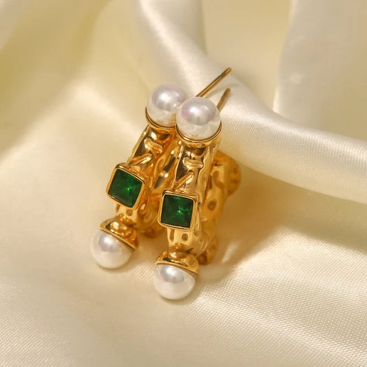 ✨Stainless steel Glitzy emerald pearl Hoop earrings ✨