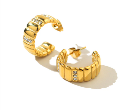 ✨Genova Crystal Gold Hoop earrings ✨