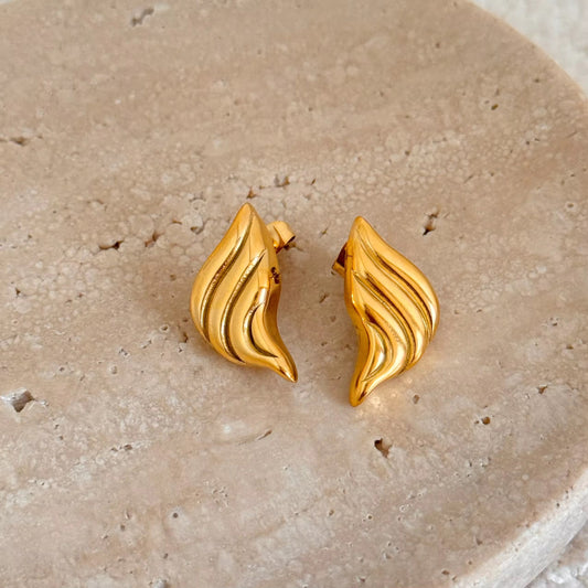 ✨ Stainless steel Gold Petal Earrings ✨