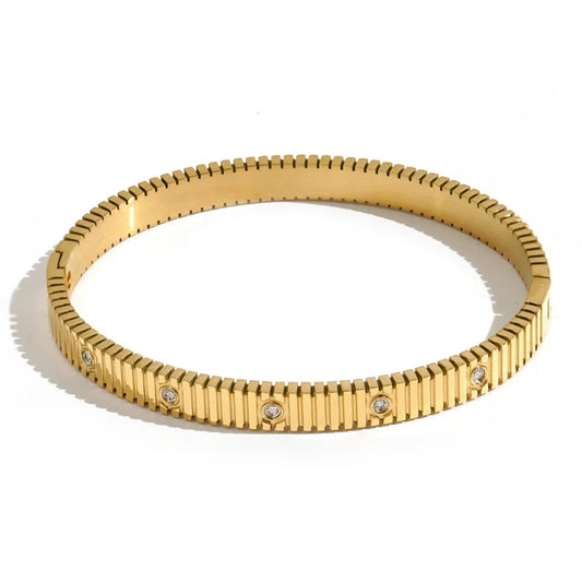 ✨22k Gold Zircona Cascade Cuff Bracelet ✨