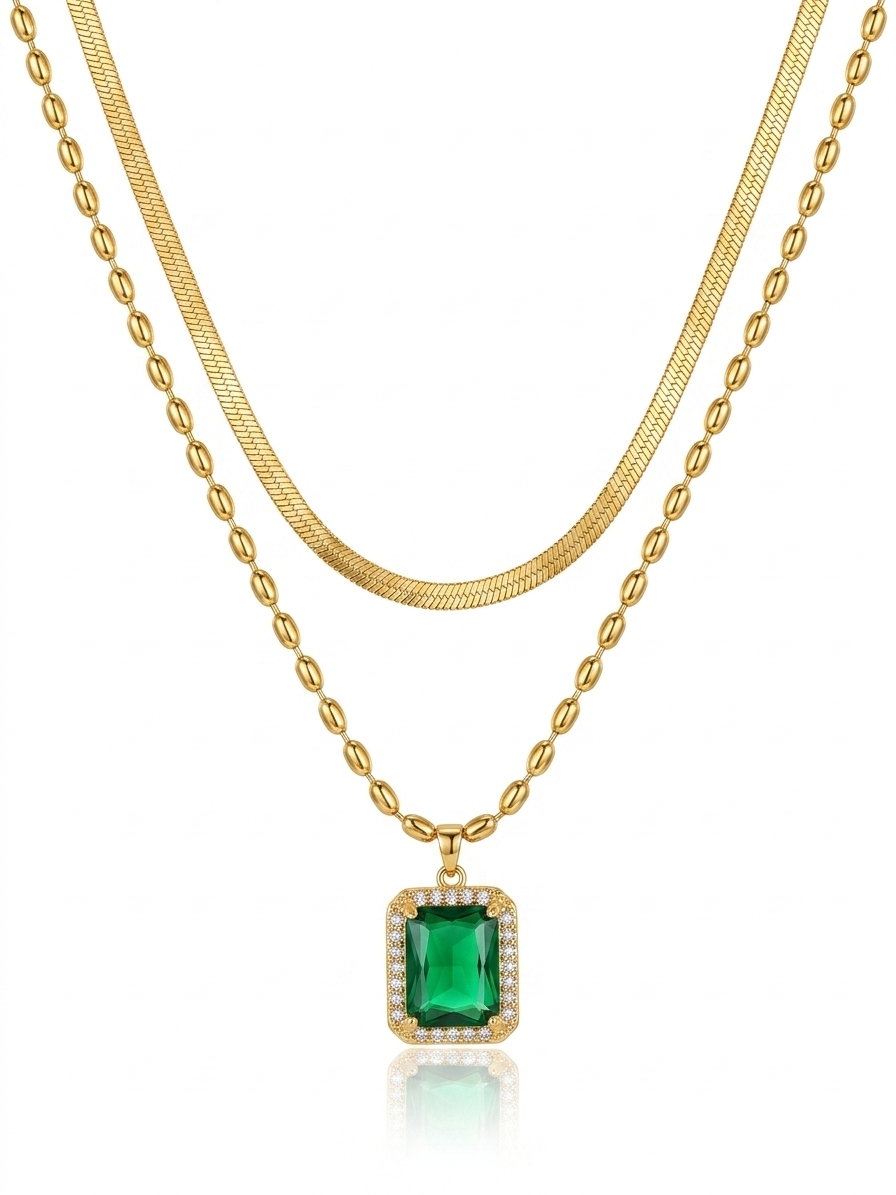 ✨Exclusive Stainless Gold Layered Snake chain Emerald beaded pendant ✨