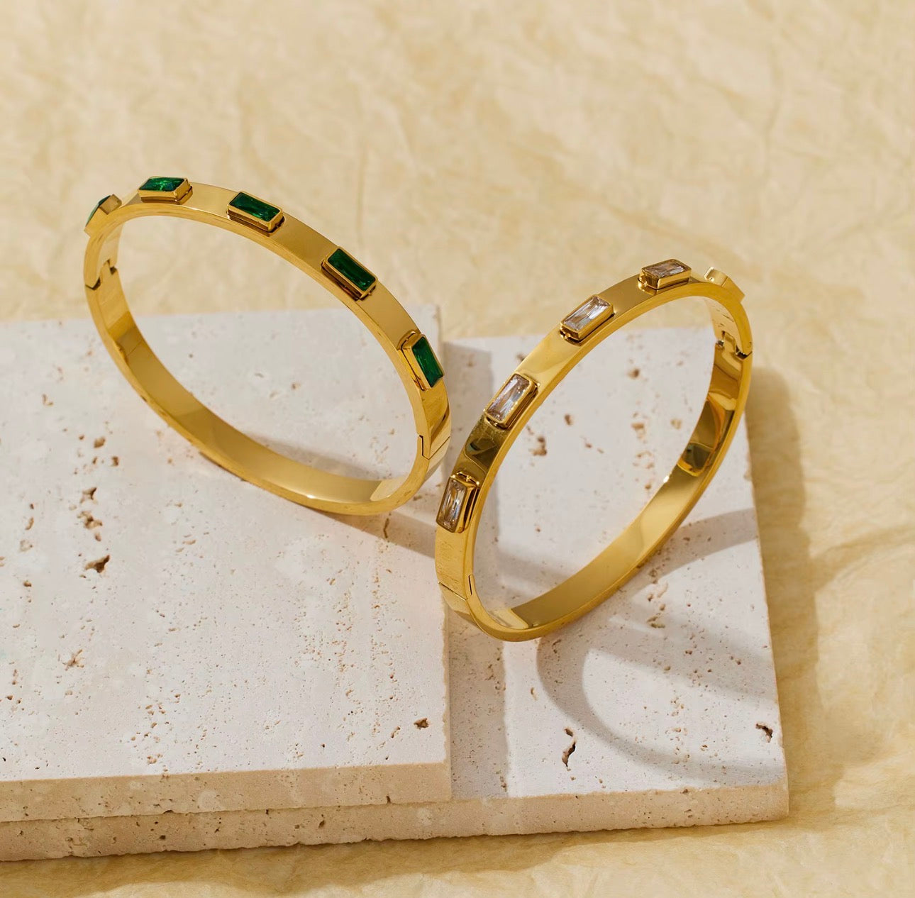 ✨Exclusive Stainless steel Gold Emerald Cascade cuff Bracelet ✨