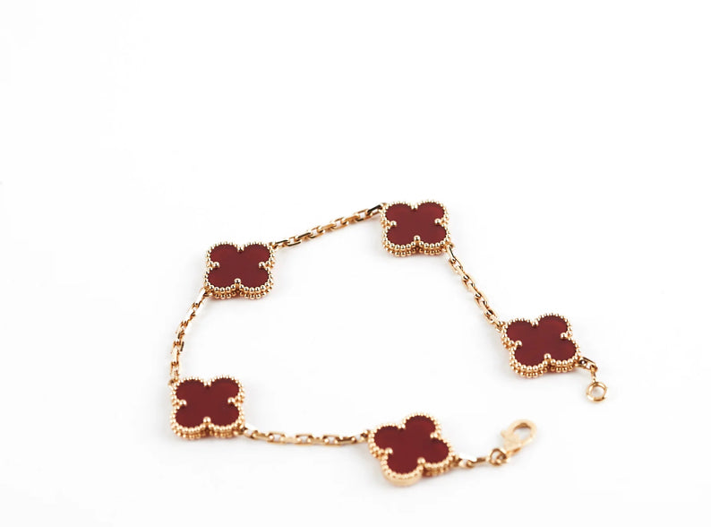 Stainless steel Maroon Clovie chain Bracelet