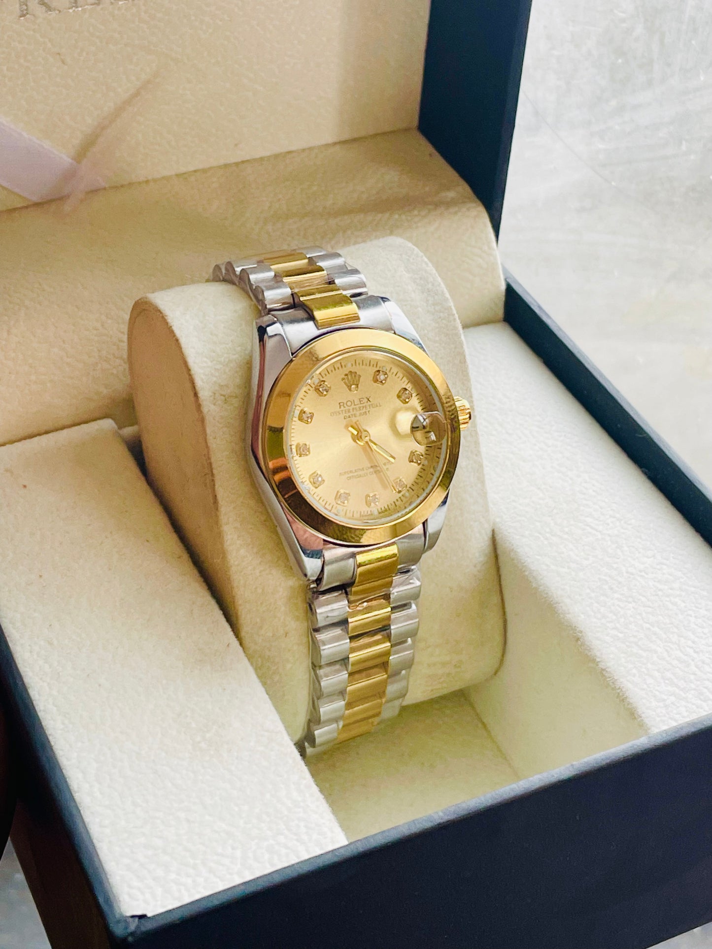 ✨High Grade SilverXGold Strap SS Gold Dial Perpetual Watch ✨