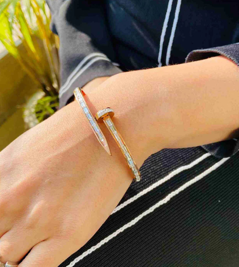 ✨22k Zircon Crystal Cut Gold Nail Cuff Bracelet ✨