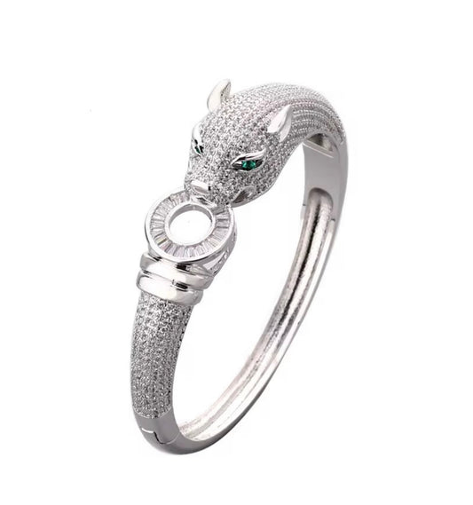 ✨Silver Emerald Eye Zirconium Studded Leopard Cuff Bracelet ✨