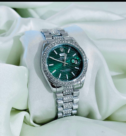 Exclusive emerald Dial and silver crystal studded Chain Classic Watch