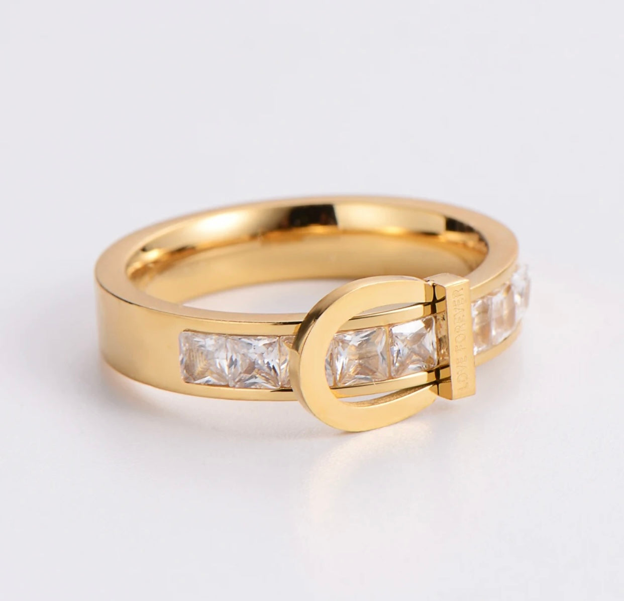 Crystal buckle exquisite ring