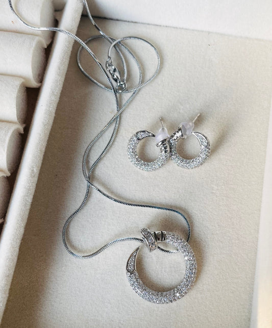 ✨Sterling silver Zirconium Branded Nail Pendant and earrings Set ✨