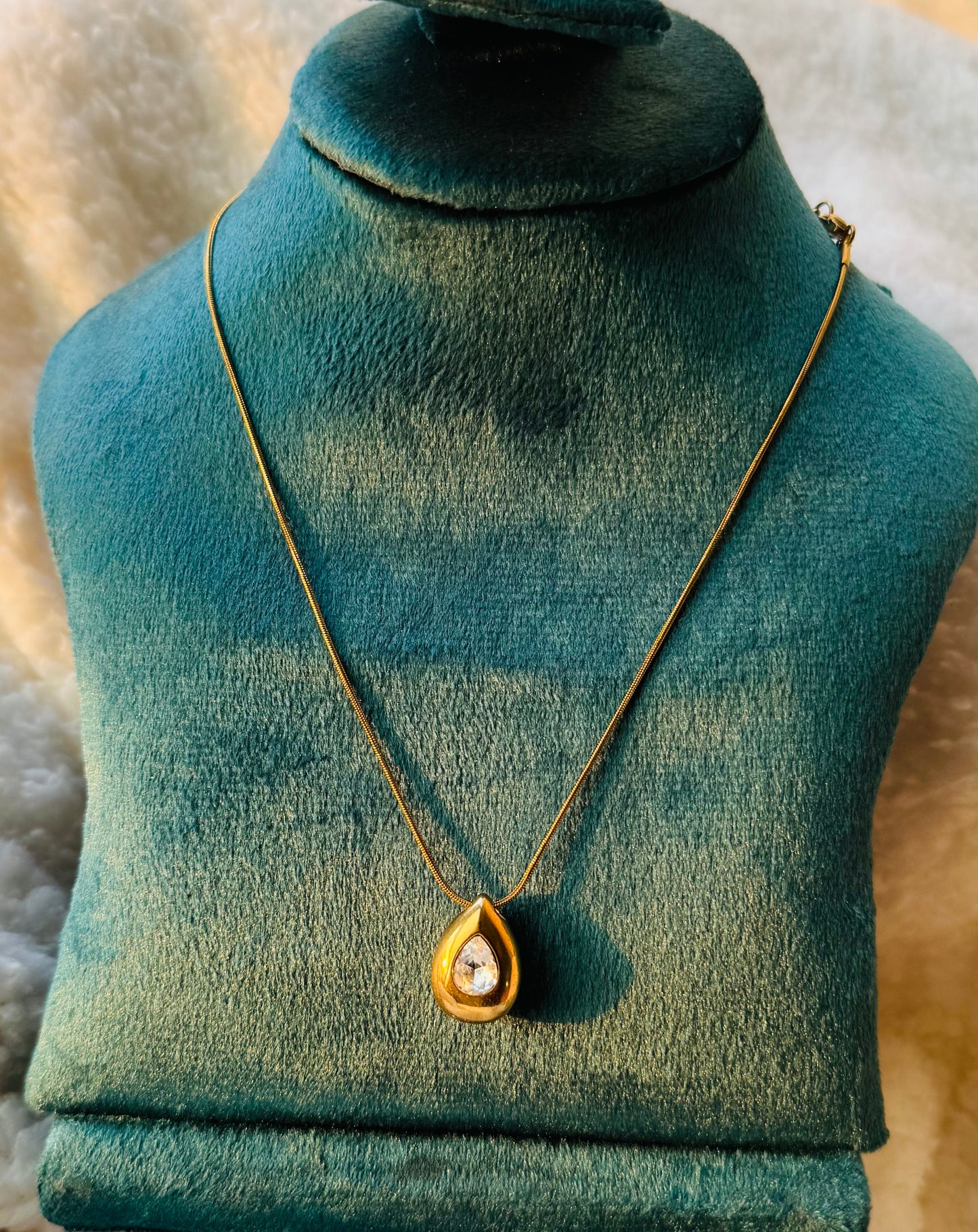 ✨Stainless steel Gold Zirconia Tube Pendant ✨