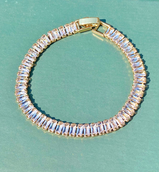 Diamond cut gold bracelet