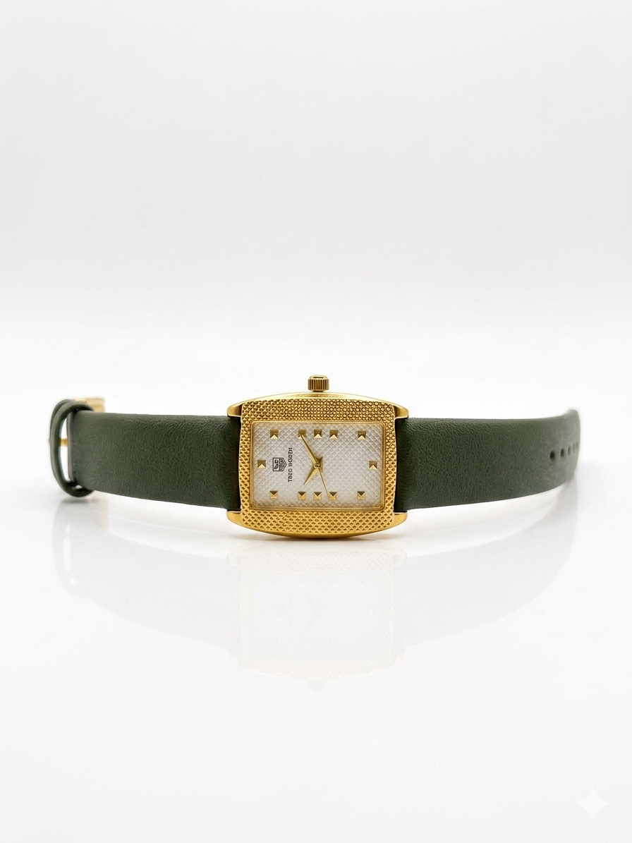 ✨Exquisite White Dial Green Strap True Worth Watch ✨
