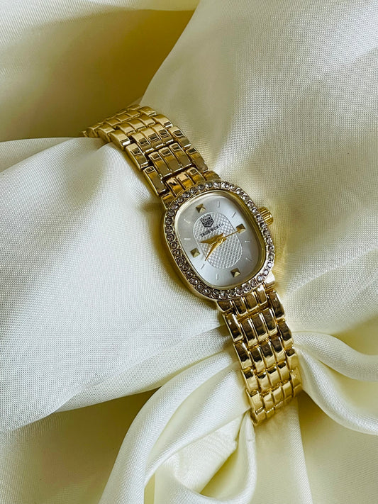 ✨Stainless Steel True Worth Gold Crystal Studded Chain Watch ✨