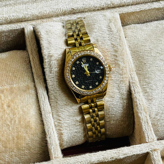 ✨Stainless steel Gold Crystal Studded Black (small) Dial Day Date Rlx Watch ✨