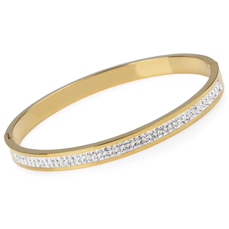 ✨SS Gold Diamantés Studded Cuff Bangle ✨