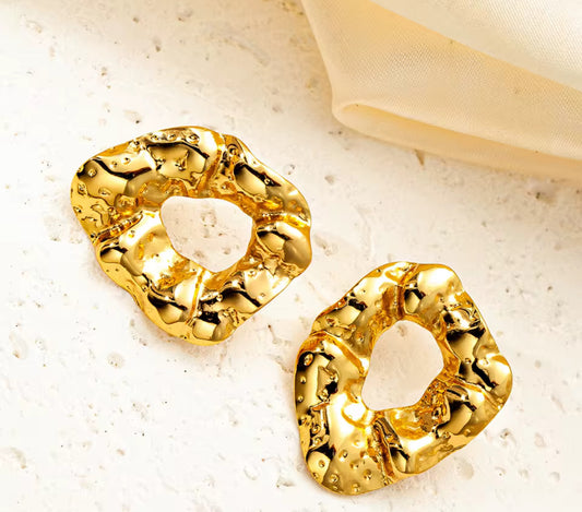 ✨Stainless steel Gold Hollow Hoop earrings ✨