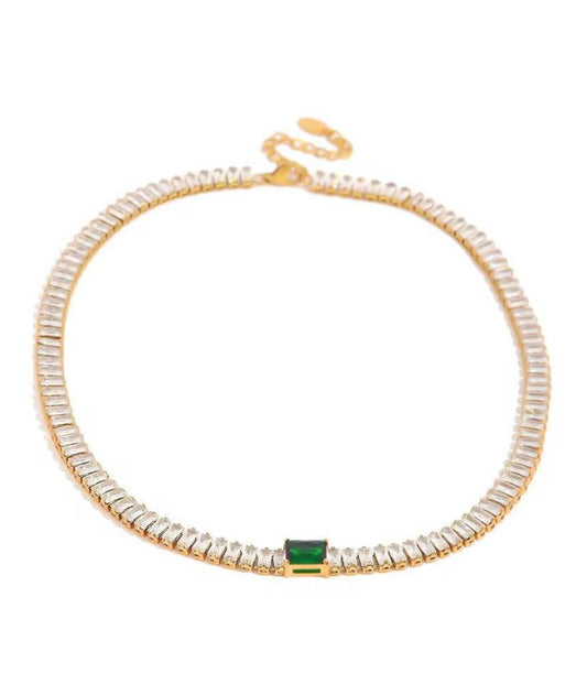 ✨Emerald Stone Crystal Diamond cut Necklace ✨