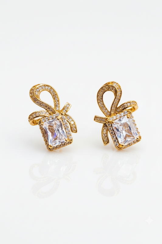 ✨Exclusive Sterling S925 Zirconium Gold Twirl Earrings ✨