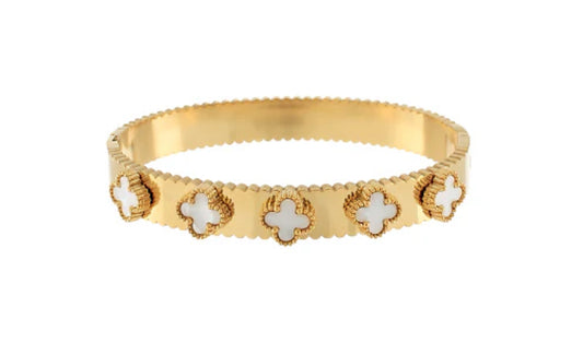 ✨22k Gold White Clover Cuff Bracelet ✨