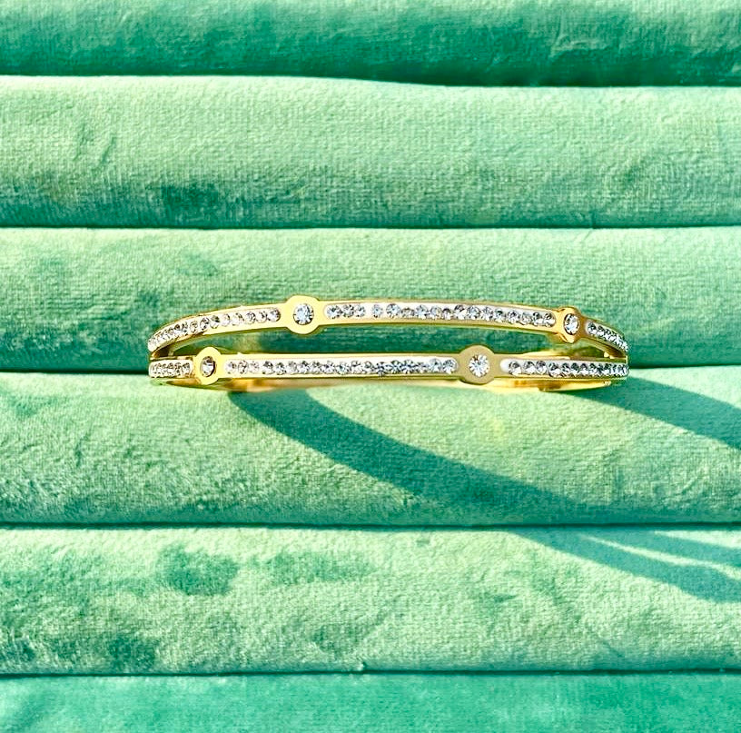 Crystal stainless steel bracelet ✨