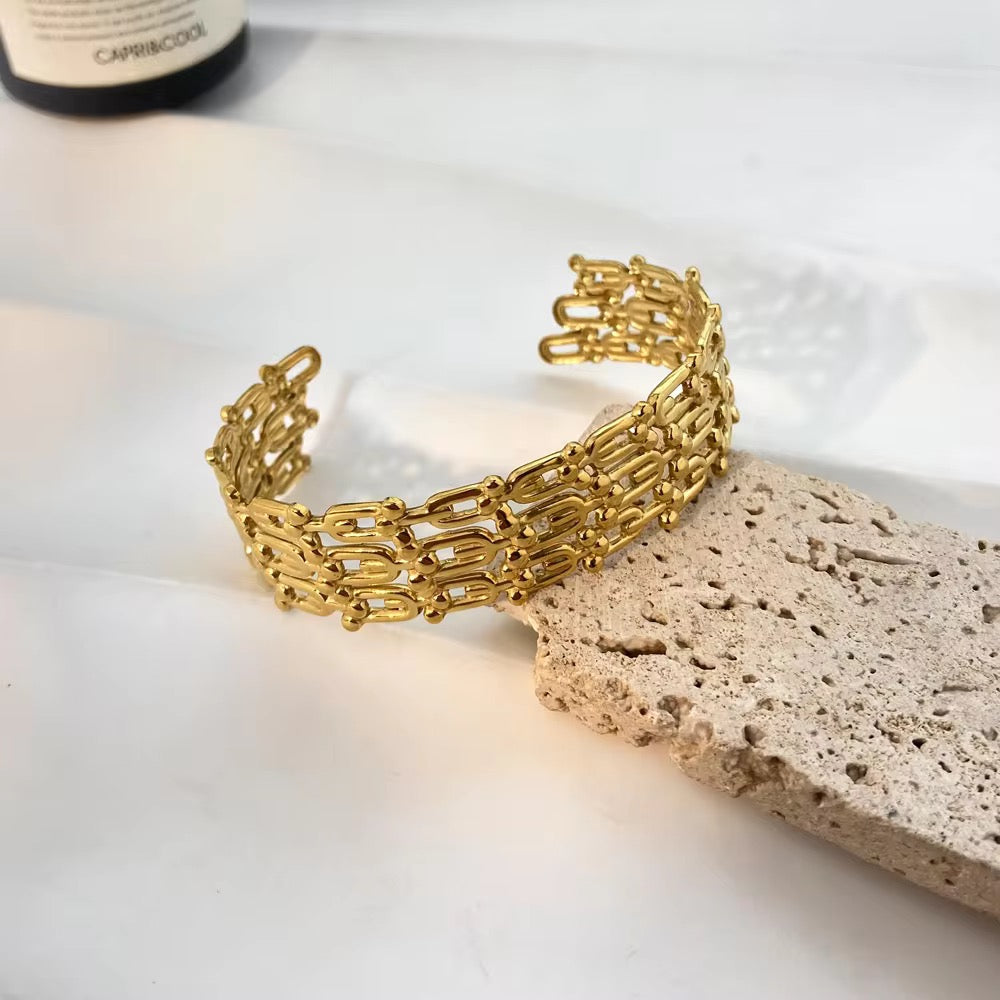 ✨ Exclusive Stainless steel Gold Chunky Adjustable link Cuff ✨