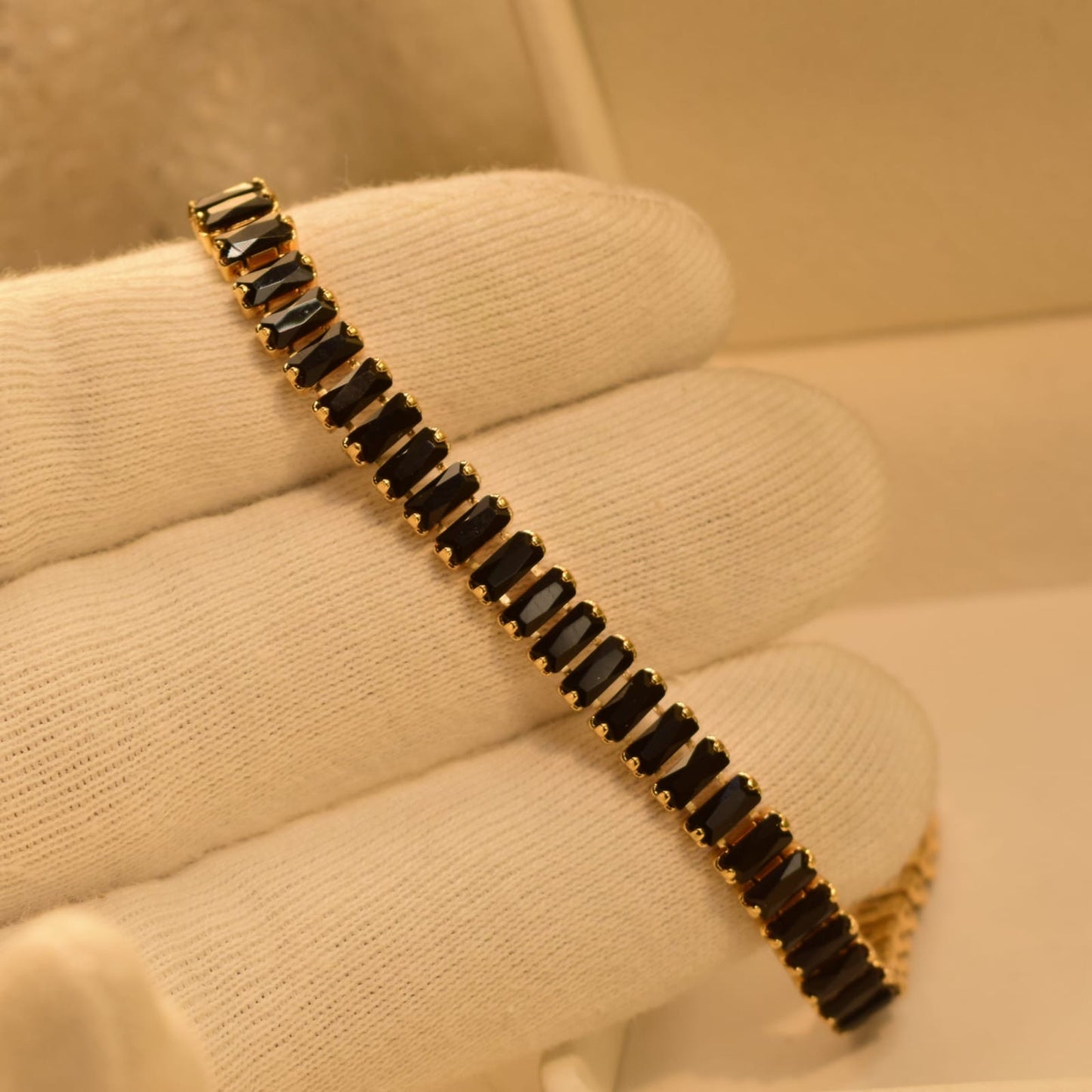✨Elegant Black Stone Luxury Tennis Chain Bracelet✨