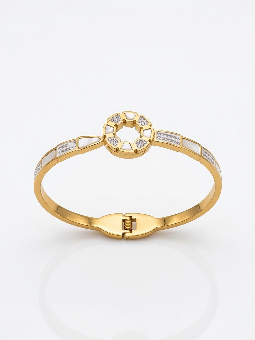 ✨Stainless steel exquisite White  Enamel Gold Cuff Bracelet✨