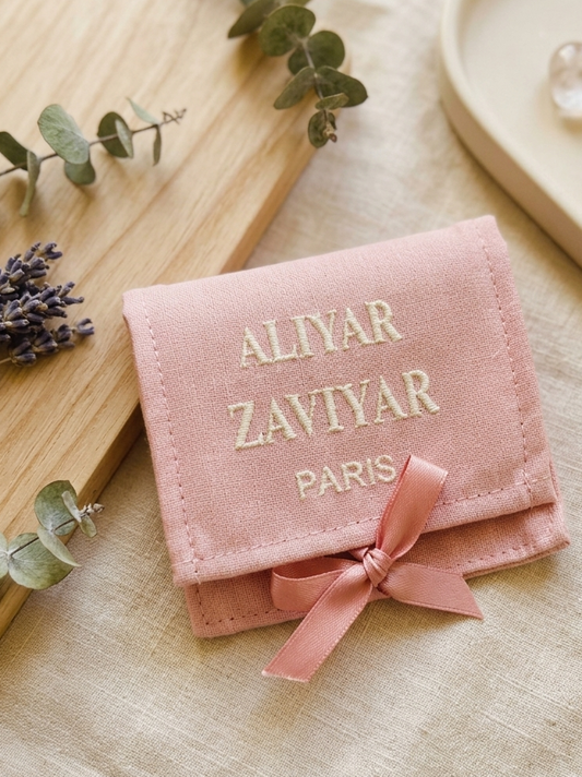 Az Premium Pink Velvet Pouch ✨