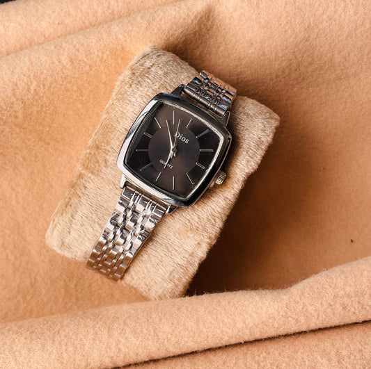 ✨Classic SilverXBlack Dios Silver Watch ✨