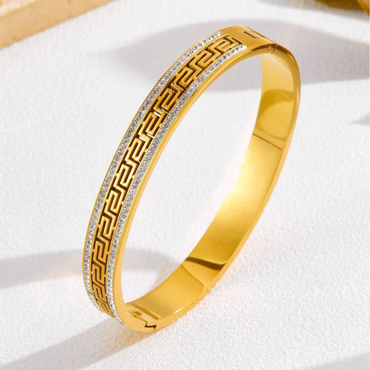 ✨SS premium Diamantés Gold Cuff Bracelet✨