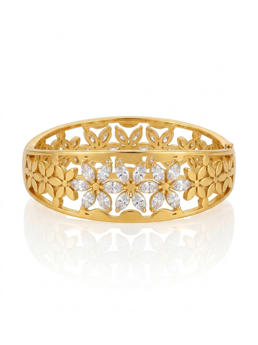 ✨Stainless steel Diamantes Floral chunky cuff bracelet ✨