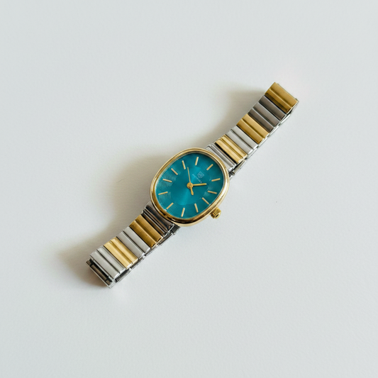 ✨Stainless Steel Emerald Dial SilverXGold Link Chain True Worth Watch ✨