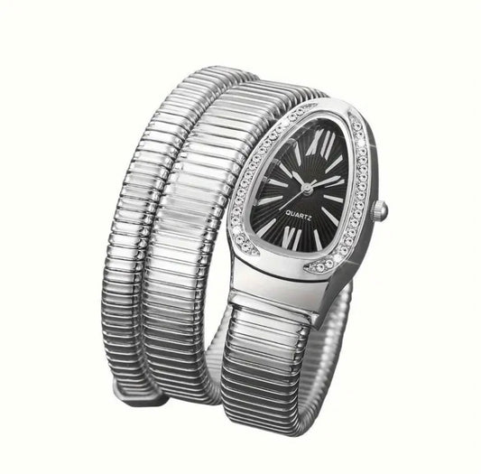 ✨Crystal studded Black dial serpenti snake Silver watch✨
