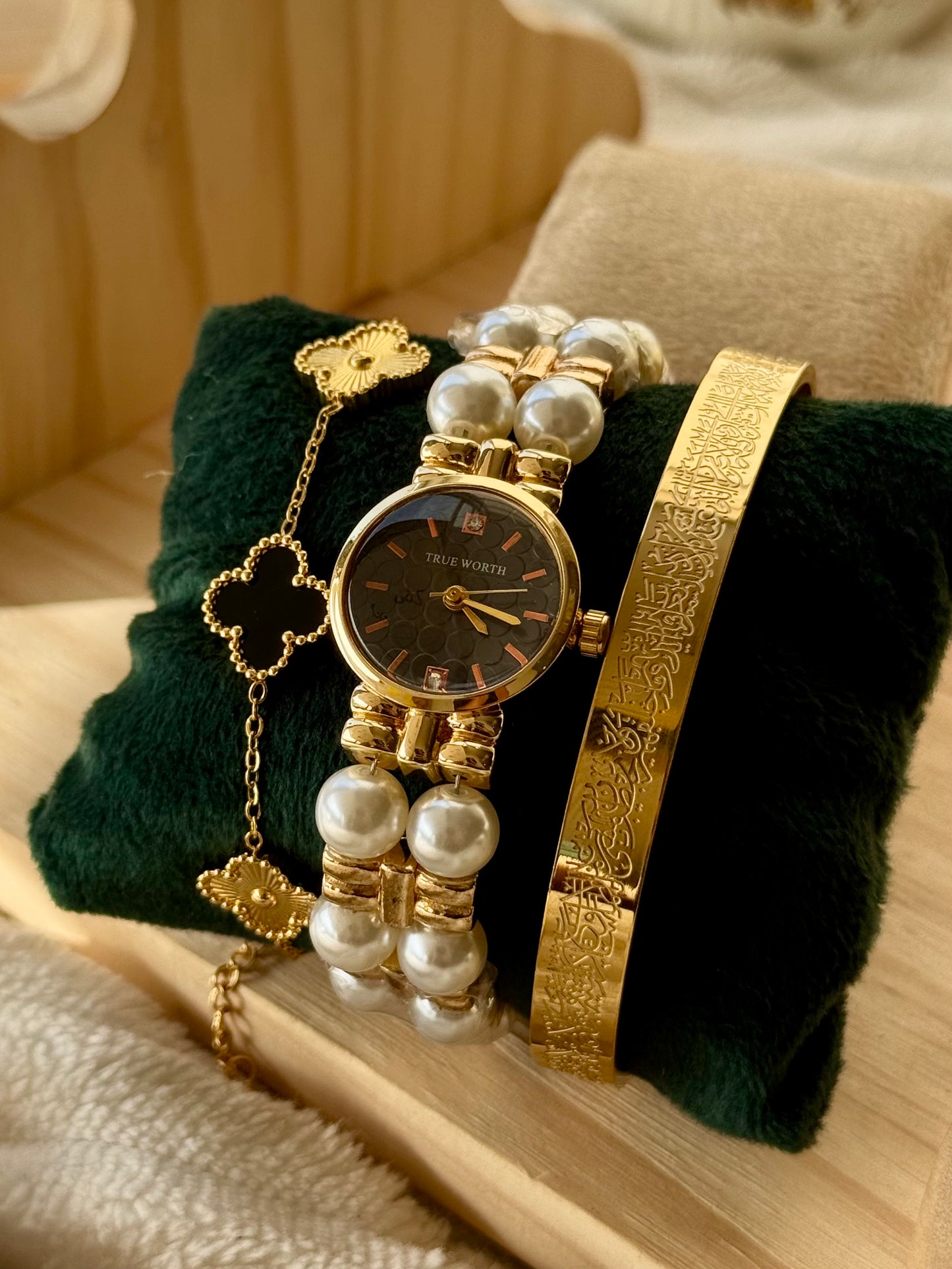 ✨ Exquisite gold Pearl Watch Stack ✨