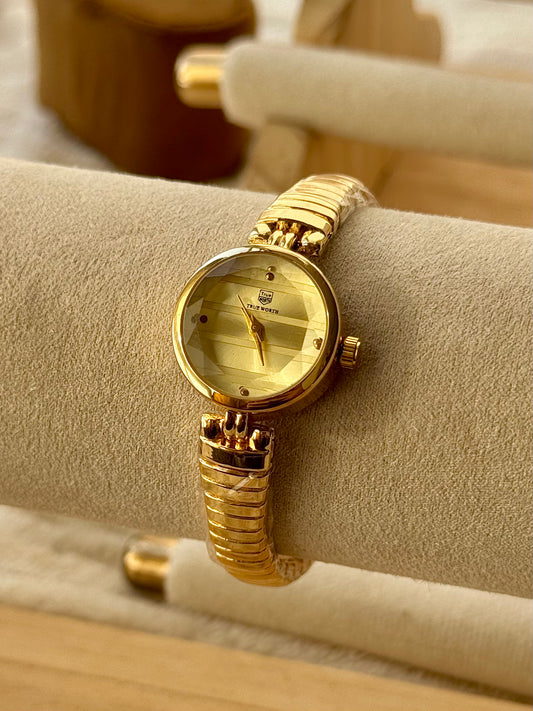 ✨Stainless Steel Golden Dial Gold serpentine Chain True Worth Watch ✨