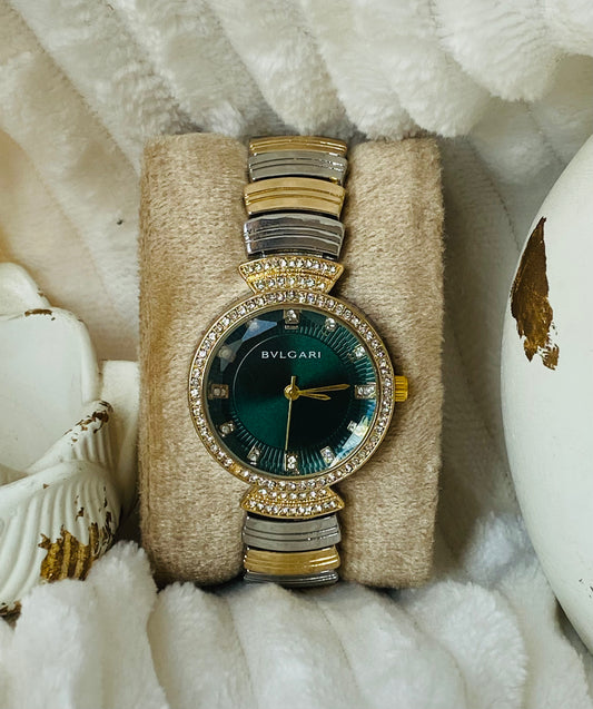 ✨Exquisite Emerald dial silverxgold strap crystal studded bvl watch✨