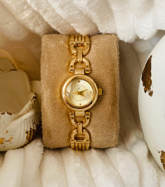 ✨Exquisite Gold Dial Gold Strap True Worth Chain Watch ✨