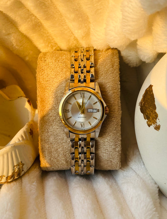 ✨Exquisite White Dial GoldxSilver Strap Daydate Watch ✨