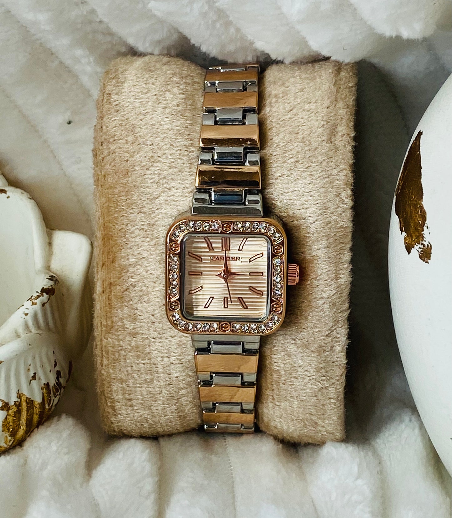 ✨ Exquisite RoseGold Dial Rose GoldxSilver Strap Crystal Studded Carte Watch✨