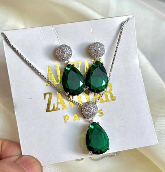 ✨Zirconium drop silver emerald pendant & tops set✨