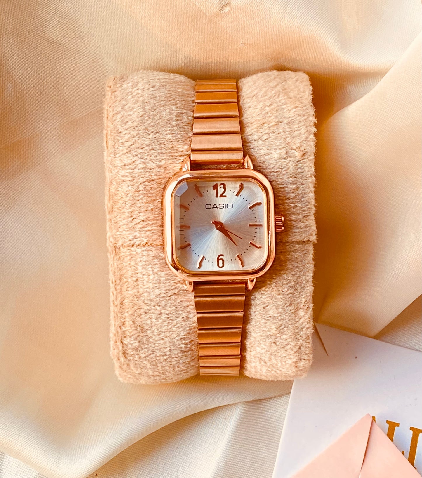 ✨Exclusive Rose Gold White Dial Casio Chain Watch✨